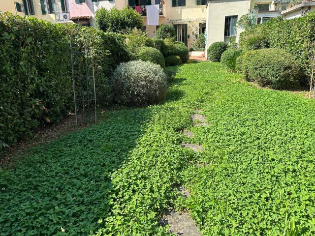 Villetta a schiera in vendita di 245 m² in Via Claudio Monteverdi