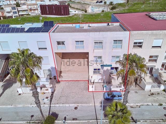 Villetta a schiera in vendita di 246 m² in Via degli Elimi, 9