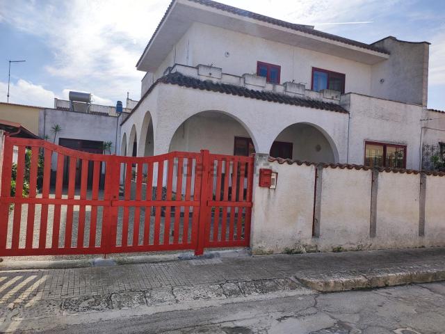 Villetta a schiera in vendita di 248 m² in Via Giovanni Paisiello