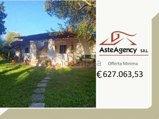 Villetta a schiera in vendita di 249 m² in Via Lucy