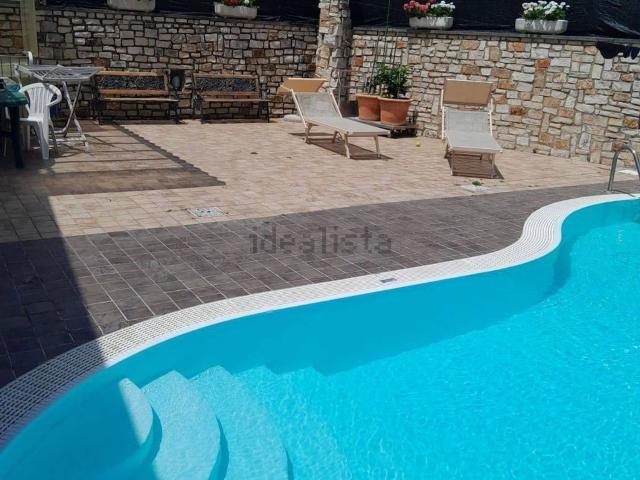 Villetta a schiera in vendita di 250 m²