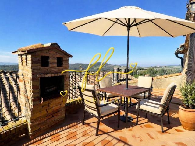Villetta a schiera in vendita di 250 m² in Via Castello, 127