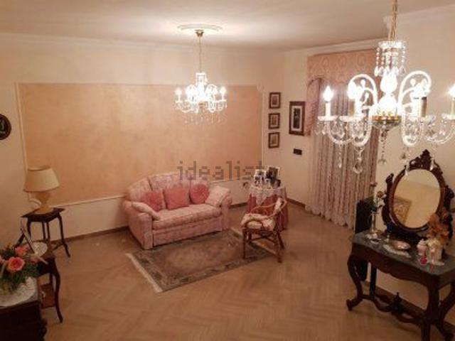 Villetta a schiera in vendita di 250 m² in Via G. Orlandi, 17