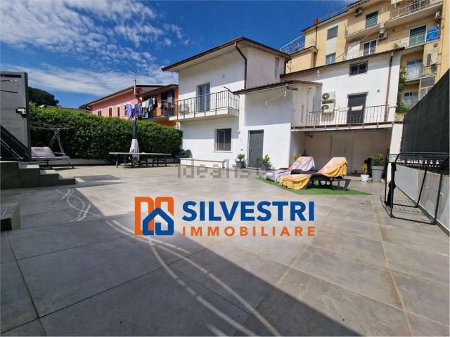 Villetta a schiera in vendita di 250 m² in Via Marco da Benevento