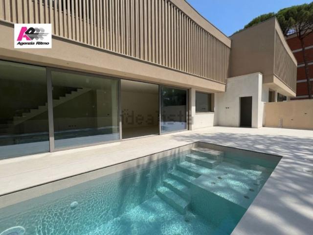 Villetta a schiera in vendita di 250 m² in Viale Ravenna