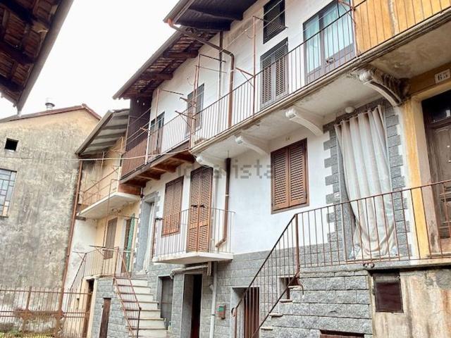 Villetta a schiera in vendita di 250 m² in Frazione Borgo, 64