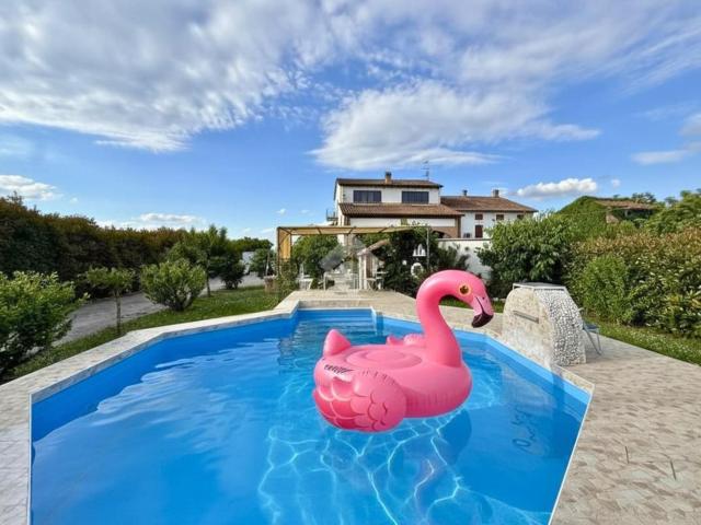 Villetta a schiera in vendita di 250 m² in Frazione San Nazzaro, 20