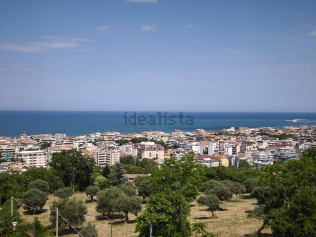 Villetta a schiera in vendita di 280 m² in Strada Zanni