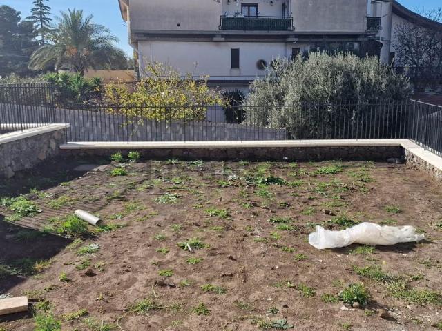 Villetta a schiera in vendita di 251 m² in Via Mare Mediterraneo