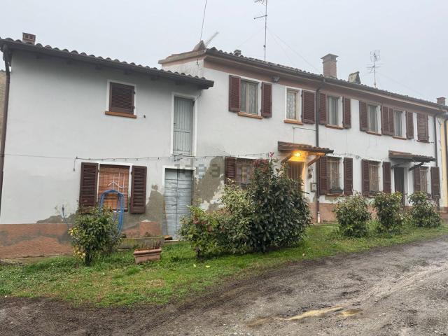 Villetta a schiera in vendita di 255 m² in Via Partigiani