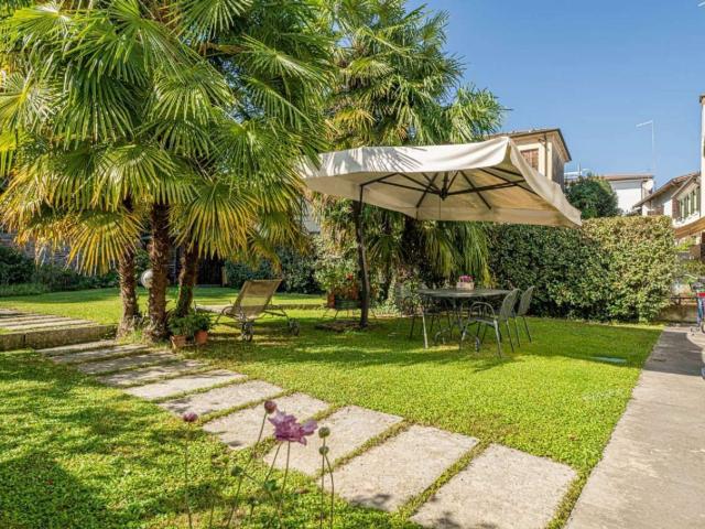 Villetta a schiera in vendita di 258 m²