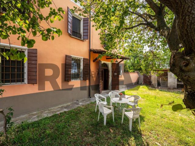 Villetta a schiera in vendita di 259 m² in Via Padre Massimiliano Kolbe, 21