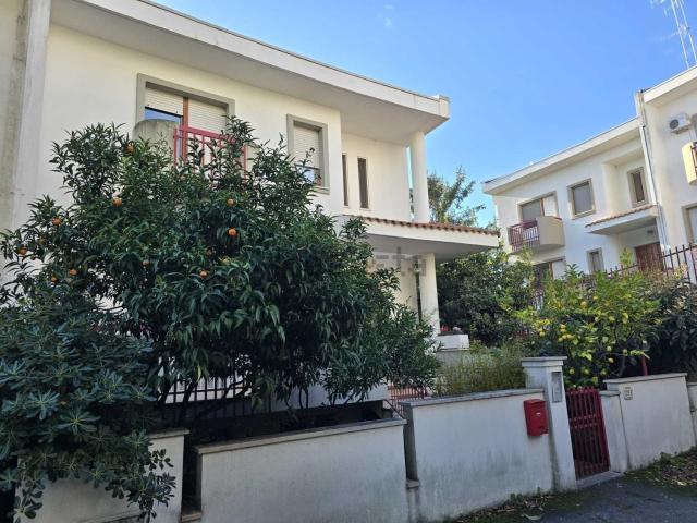 Villetta a schiera in vendita di 2600 m²