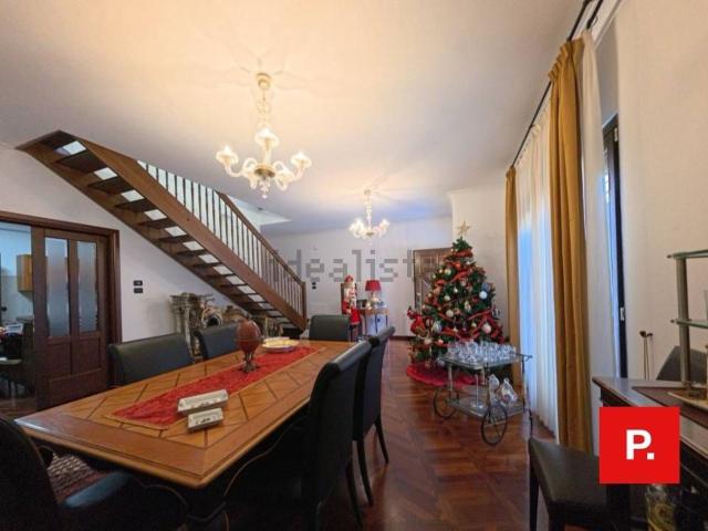 Villetta a schiera in vendita di 260 m² in Via Cesare Pascal, 35