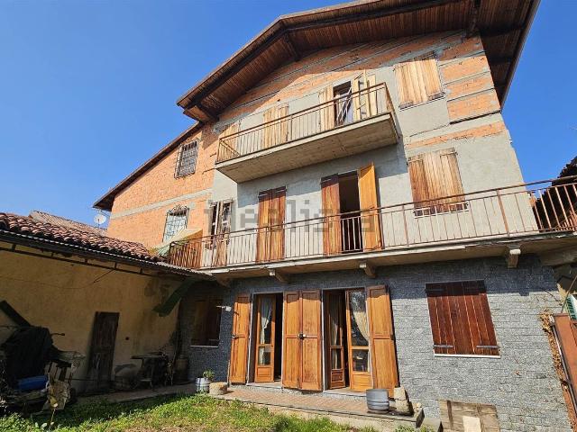 Villetta a schiera in vendita di 260 m² in Via Alfonso Ferro, 15