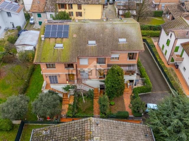 Villetta a schiera in vendita di 260 m² in Via dei Platani, 17