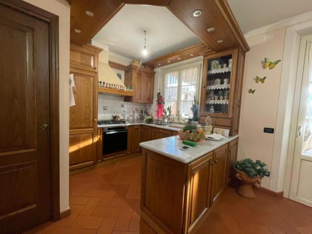 Villetta a schiera in vendita di 260 m² in Via Forabosco, 11