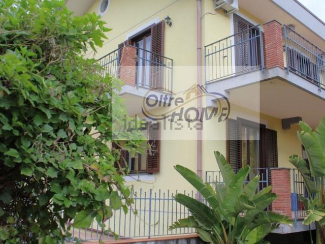 Villetta a schiera in vendita di 260 m² in Via Madonna della Libertà