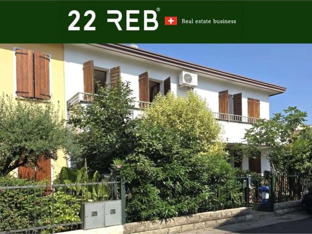 Villetta a schiera in vendita di 262 m² in Via Catullo
