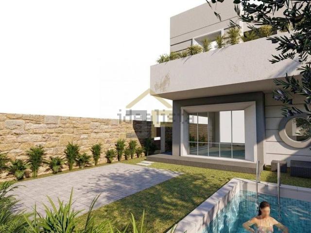 Villetta a schiera in vendita di 265 m² in Contrada Intavolatella