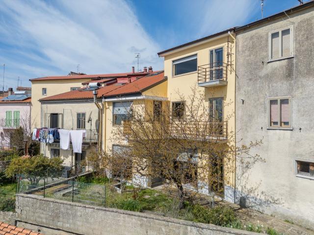 Villetta a schiera in vendita di 266 m² in Via Giuseppe Verdi, 54