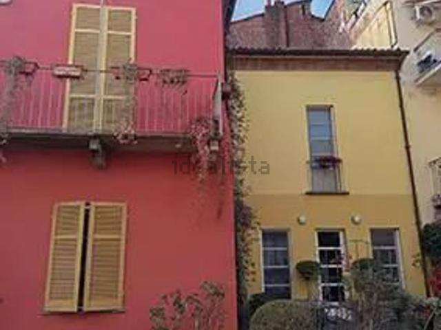 Villetta a schiera in vendita di 267 m² in Via Mazzini, 78