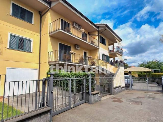 Villetta a schiera in vendita di 270 m² in Via Mazzaglia