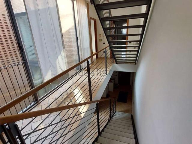 Villetta a schiera in vendita di 275 m² in Via Felice Cavallotti