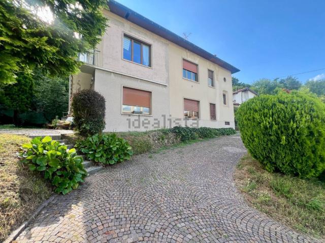Villetta a schiera in vendita di 280 m² in Via Ambrogio Borgognone, 15
