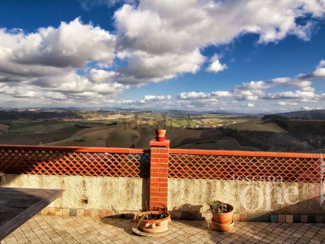 Villetta a schiera in vendita di 280 m² in Via delle Capannacce, 8