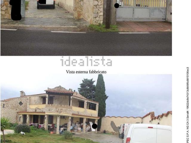 Villetta a schiera in vendita di 280 m² in Via Is Pardinas, 36