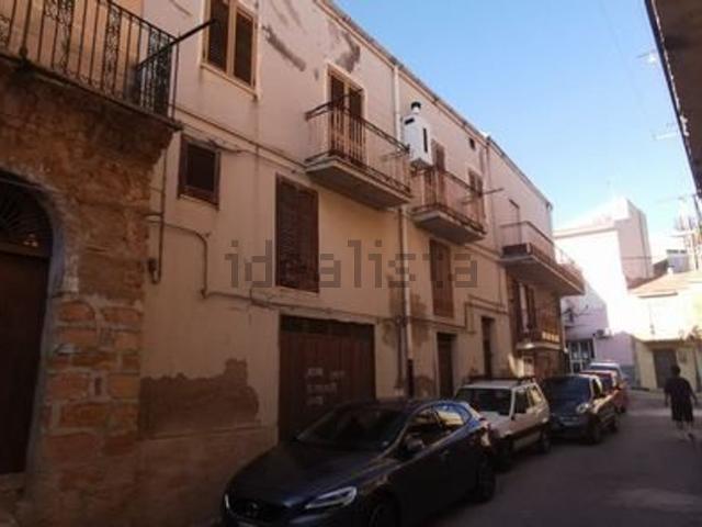Villetta a schiera in vendita di 280 m² in Via Siracusa