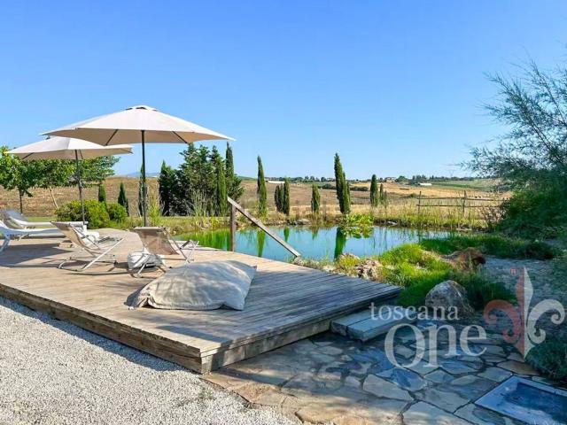 Villetta a schiera in vendita di 280 m² in Via Pisana Livornese Sud, 150