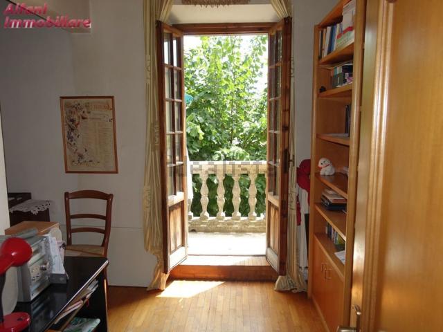 Villetta a schiera in vendita di 280 m² in Viale Giuseppe Garibaldi, 5
