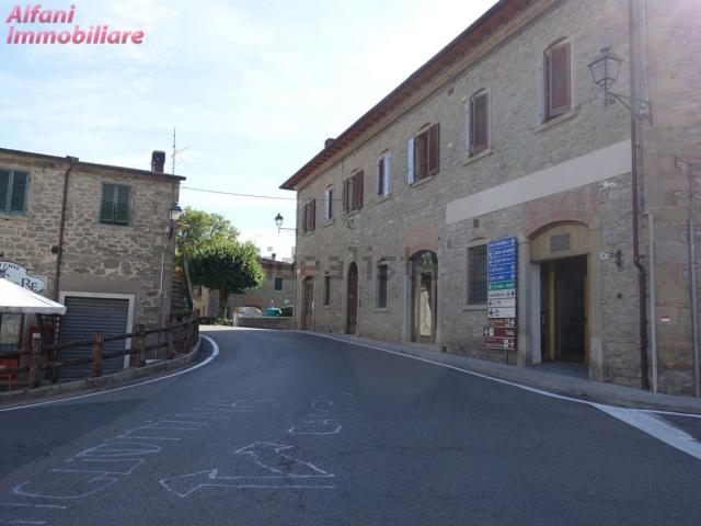 Villetta a schiera in vendita di 280 m² in Piazza Guido Monaco