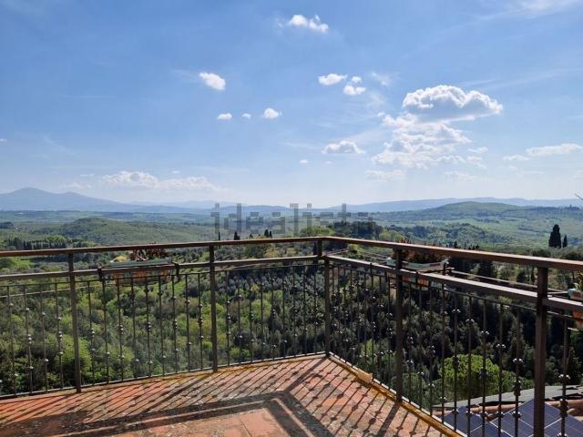 Villetta a schiera in vendita di 282 m² in Via Taverne