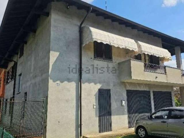 Villetta a schiera in vendita di 289 m² in Via Croce, 17