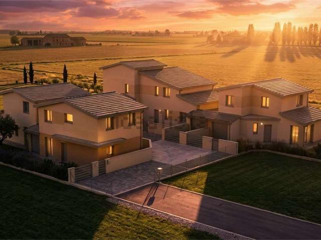 Villetta a schiera in vendita di 289 m² in Via Grande o Rosa, 620