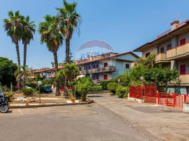 Villetta a schiera in vendita di 290 m² in Via Gabriele D&apos Annunzio, 13