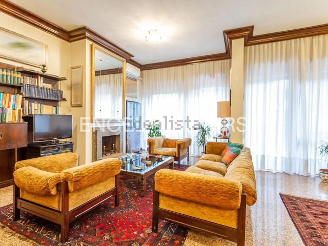 Villetta a schiera in vendita di 290 m² in Via Oppido Mamertina
