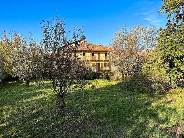 Villetta a schiera in vendita di 290 m² in Via Valle dell&apos Acqua Edis, 57