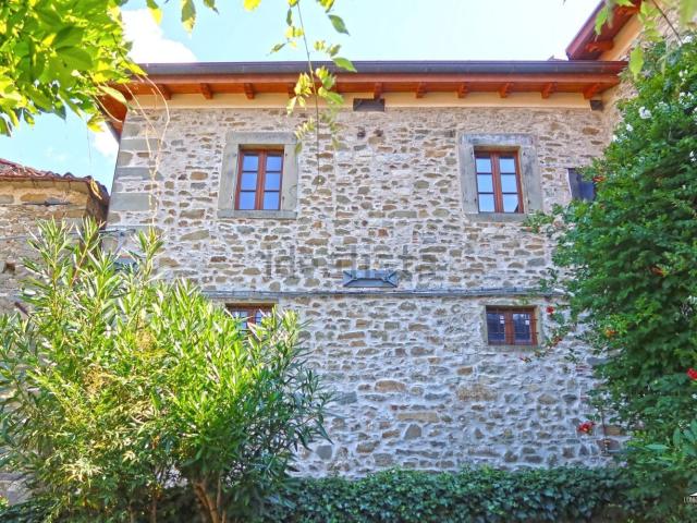 Villetta a schiera in vendita di 290 m² in Località Luscignano, 30