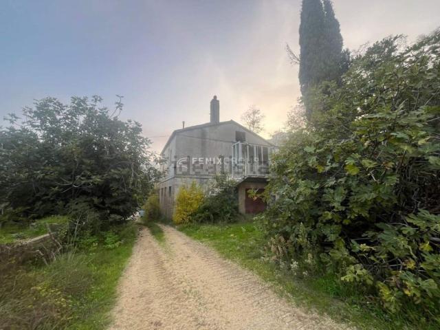 Villetta a schiera in vendita di 291 m² in Contrada Acquarola, 1