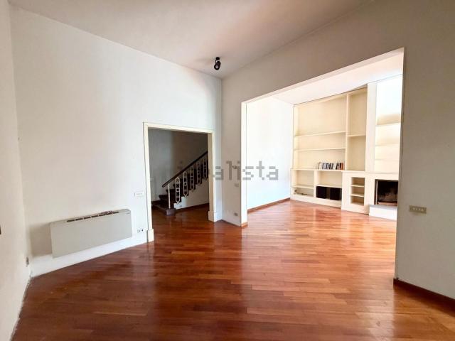Villetta a schiera in vendita di 298 m² in Via Giuliano Vanghetti, 50053
