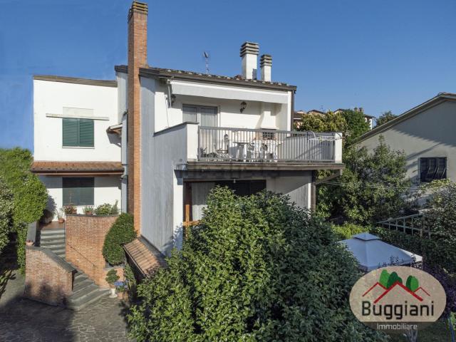 Villetta a schiera in vendita di 300 m²