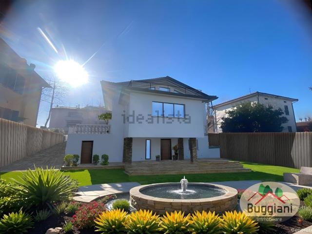Villetta a schiera in vendita di 300 m²