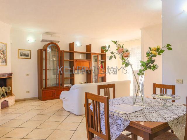 Villetta a schiera in vendita di 300 m² in Via Cusino