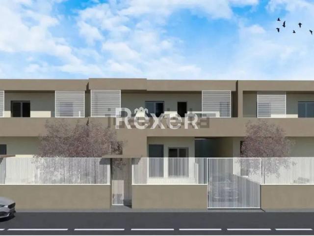 Villetta a schiera in vendita di 300 m² in Via Giuseppe di Vittorio