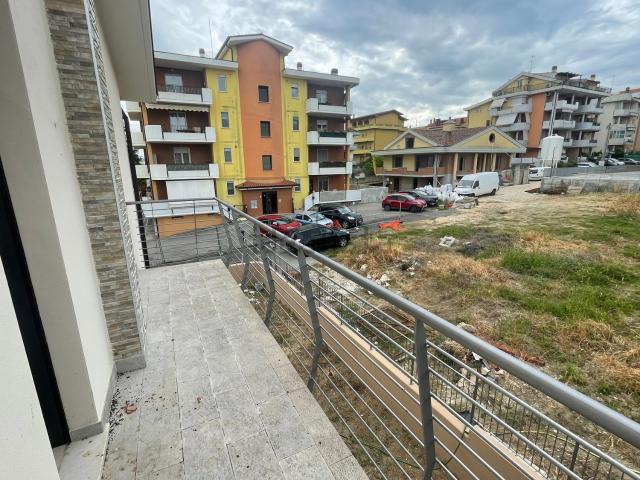 Villetta a schiera in vendita di 300 m² in Via Grasceta, 36