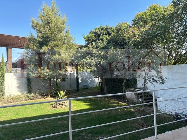 Villetta a schiera in vendita di 300 m² in Via della Villa Cedri, 12